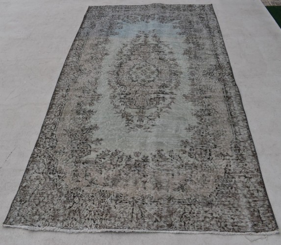1007 VINTAGE HALI: